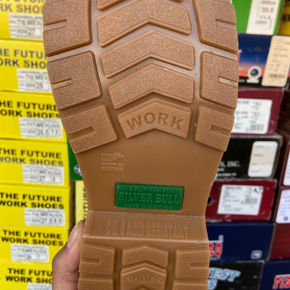 Steel toe work boot - Picture 3 of 3